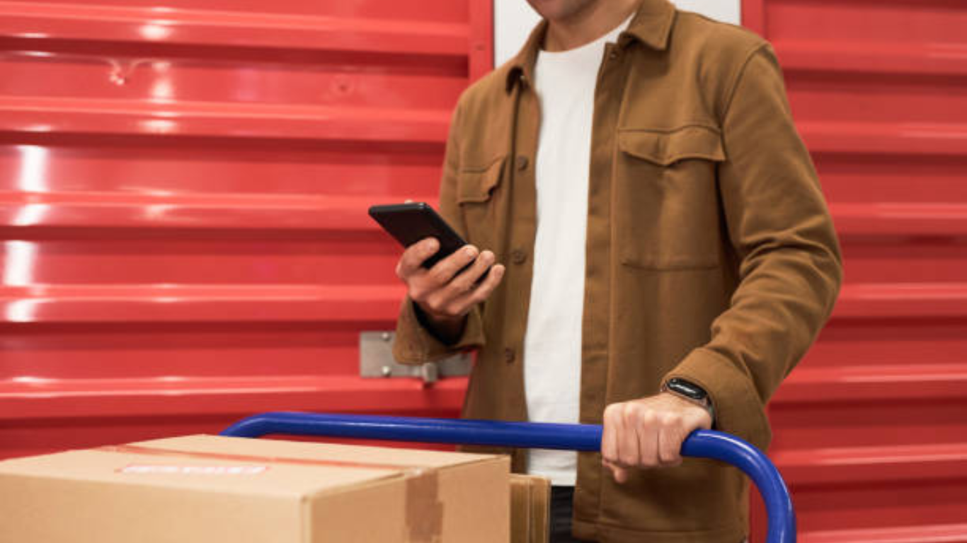 Should I Get a 10x10 or 10x20 Storage Unit? (Ocala Size Comparison Guide)